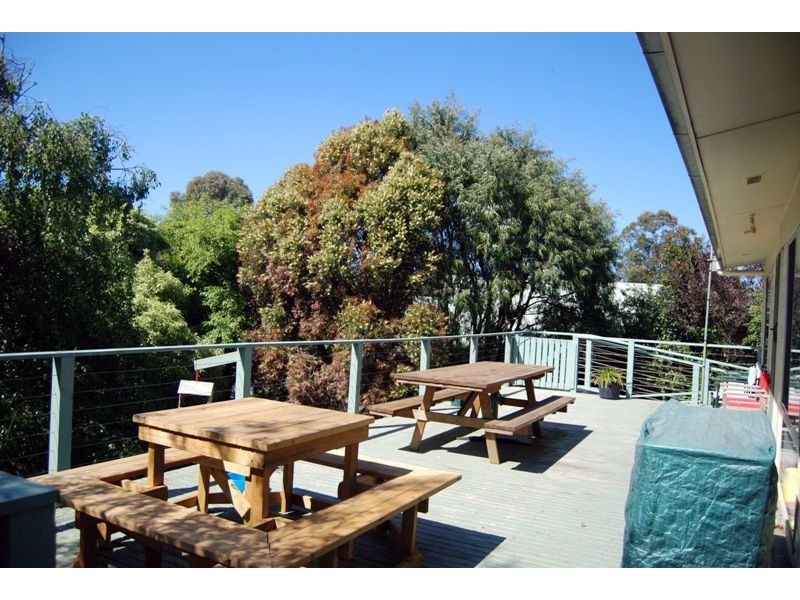 37 Anderson Avenue, Inverloch VIC 3996