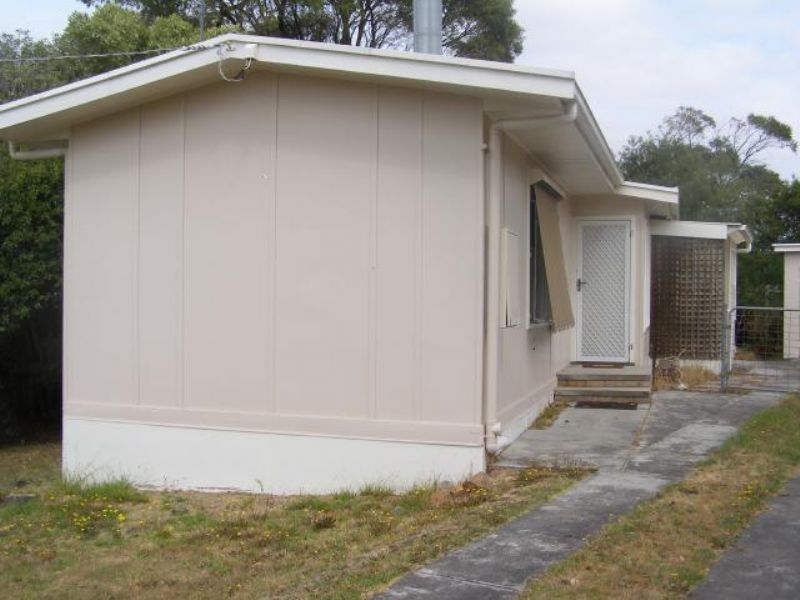 17 Pier Road, Inverloch VIC 3996