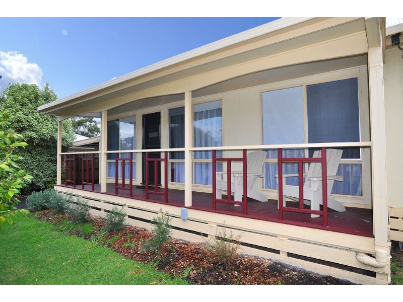 1A Stewart Ave, Inverloch VIC 3996
