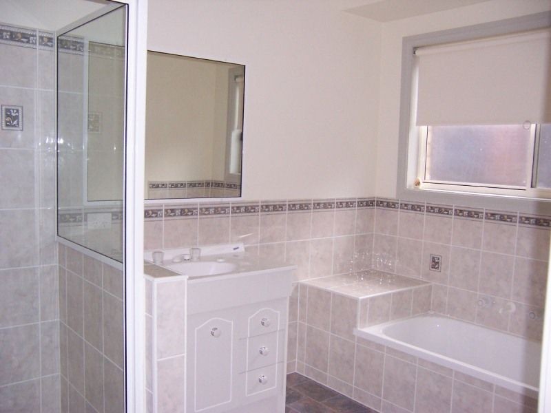 39 Dixon St, Inverloch VIC 3996