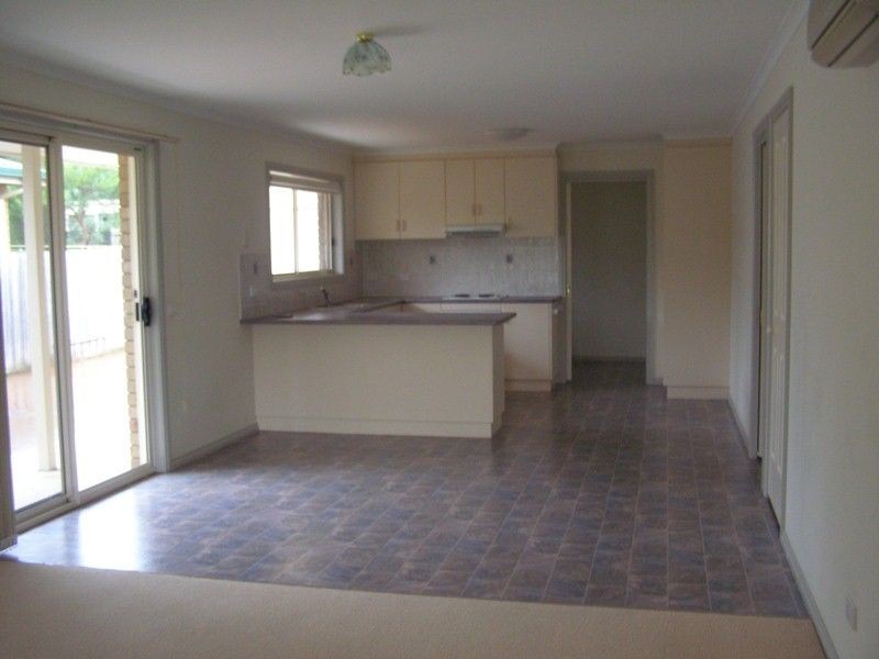 39 Dixon St, Inverloch VIC 3996