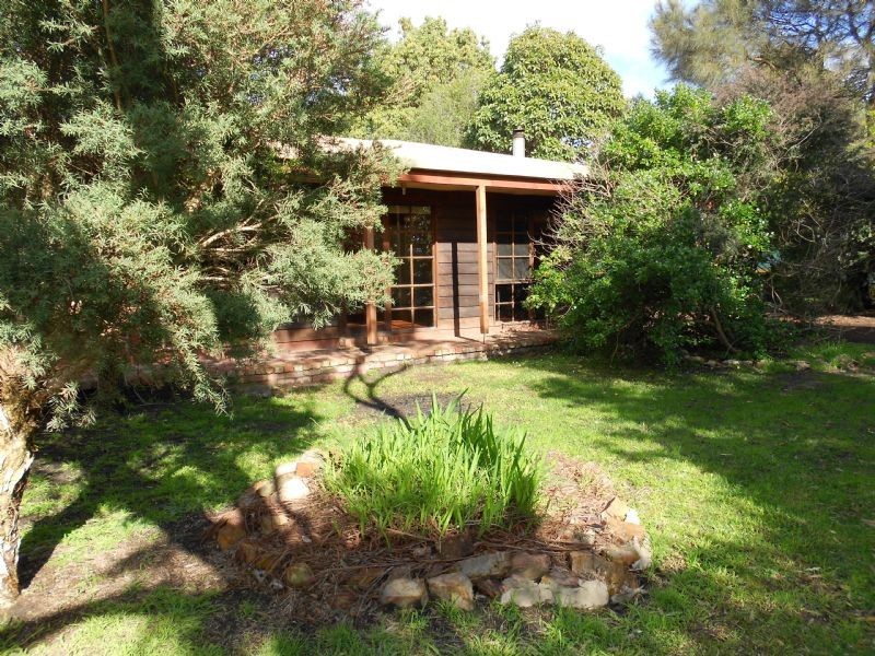 37 Toorak Rd, Inverloch VIC 3996