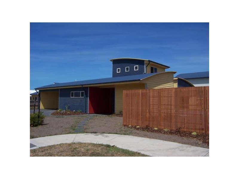 6 Outrigger Dve, Inverloch VIC 3996