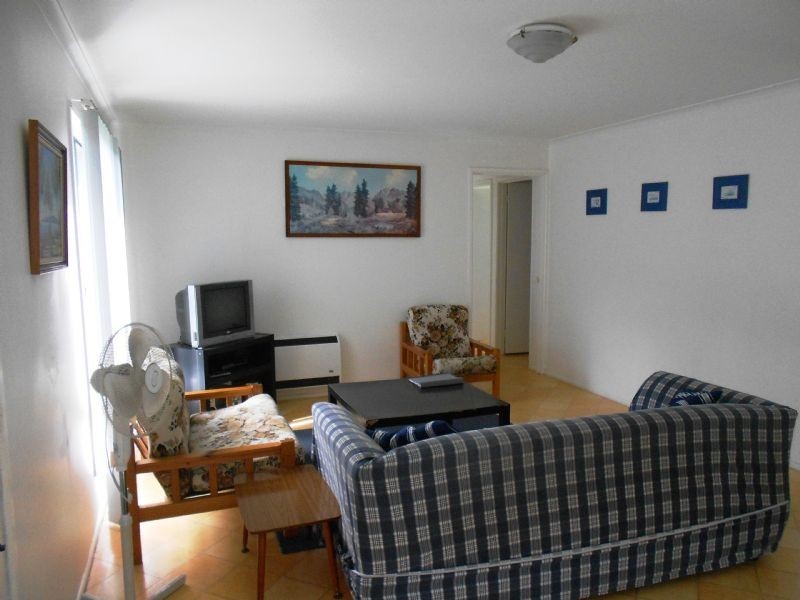 57 Wonthaggi Rd, Inverloch VIC 3996