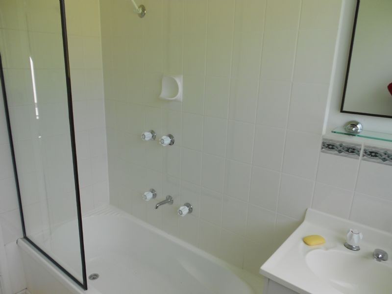 57 Wonthaggi Rd, Inverloch VIC 3996