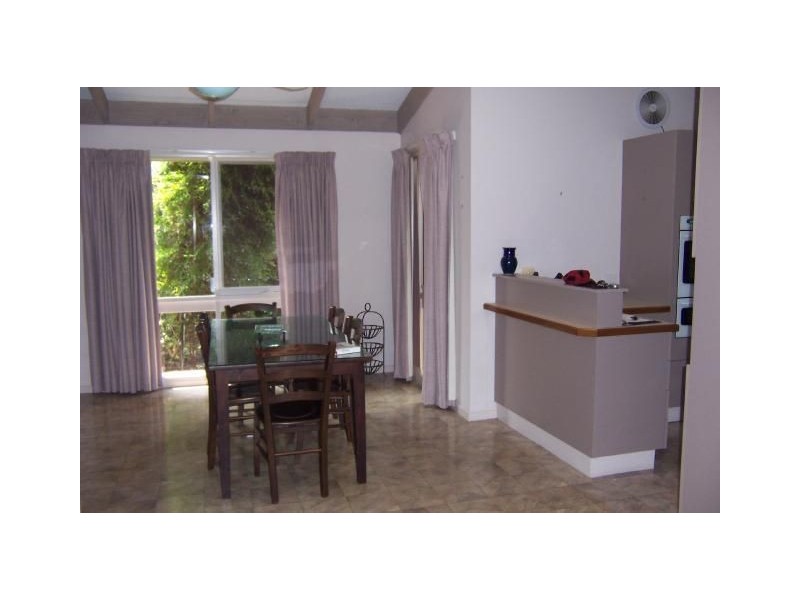 14 Meanderri Dve, Inverloch VIC 3996