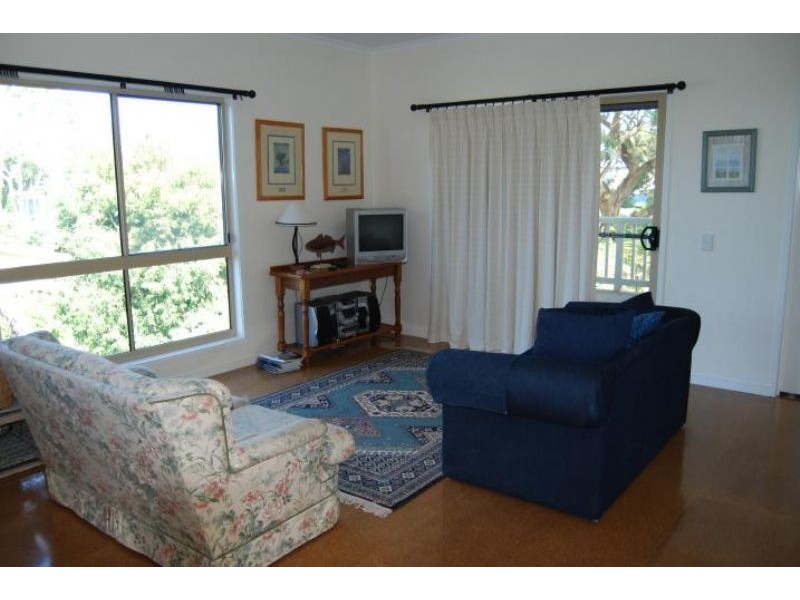 11 Pymble Ave, Inverloch VIC 3996