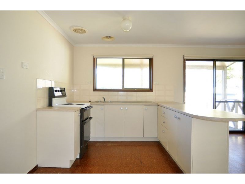 10 Nautilus Rd, Inverloch VIC 3996