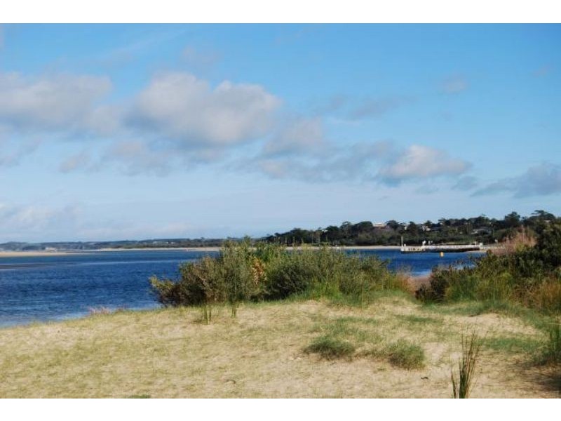 41 Anderson Ave, Inverloch VIC 3996