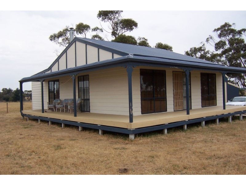 Outtrim VIC 3951