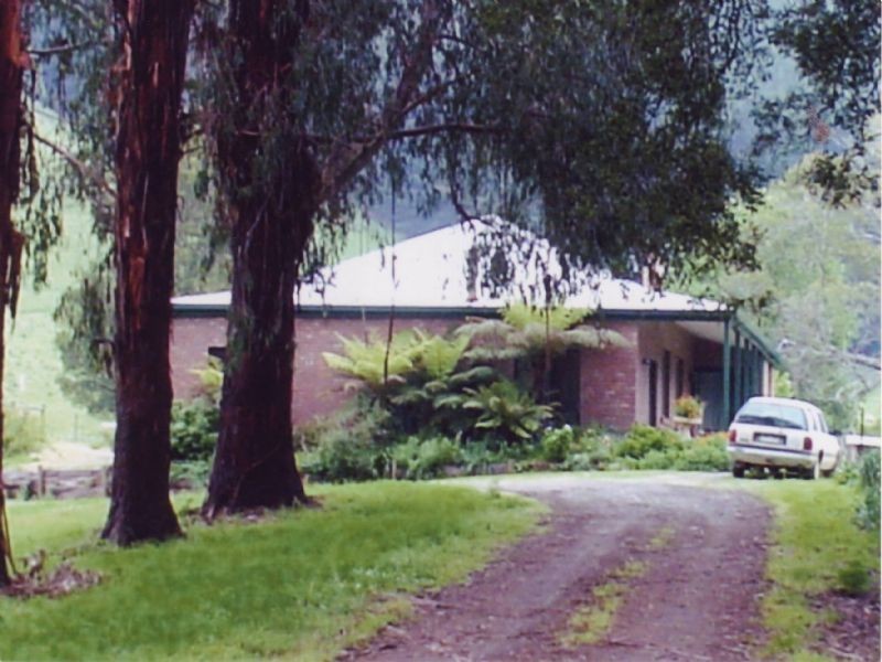 123 Albert River Road, Hiawatha VIC 3971