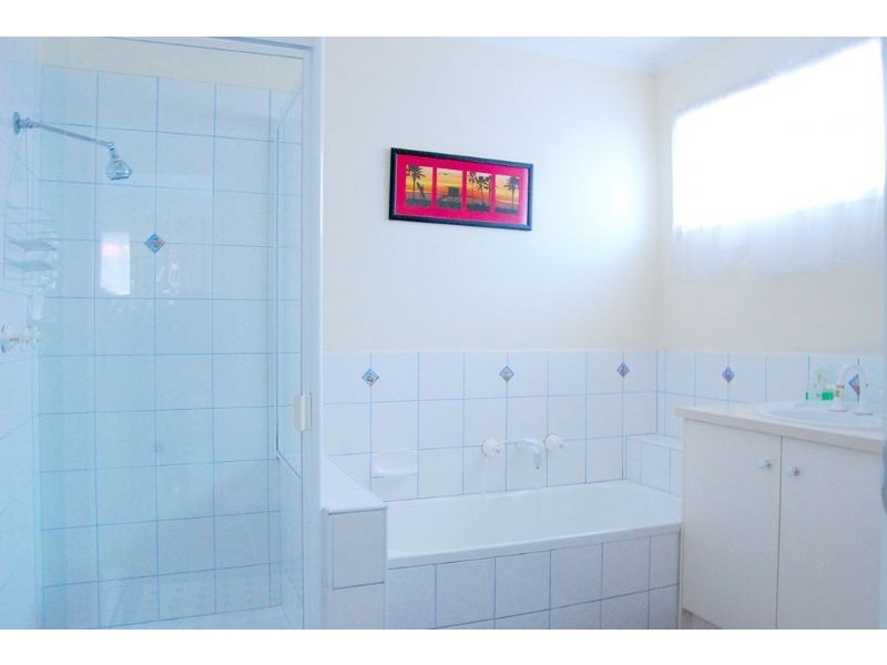 26 Tamara Cres, Inverloch VIC 3996