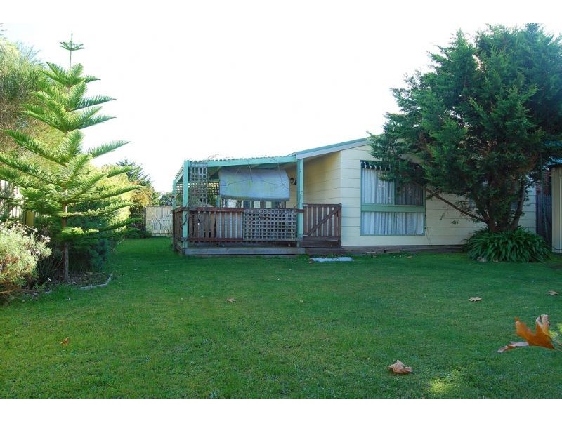 26 Tamara Cres, Inverloch VIC 3996