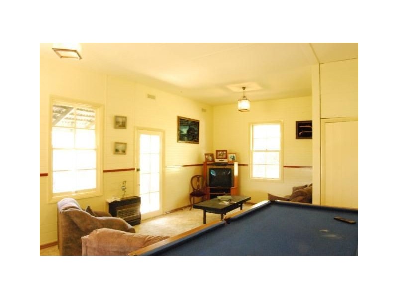 Wattle Bank VIC 3995