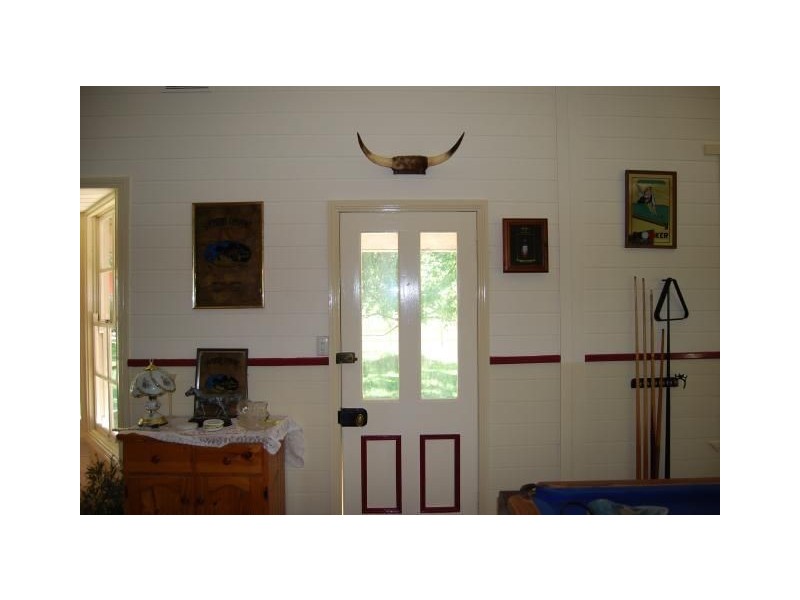 Wattle Bank VIC 3995