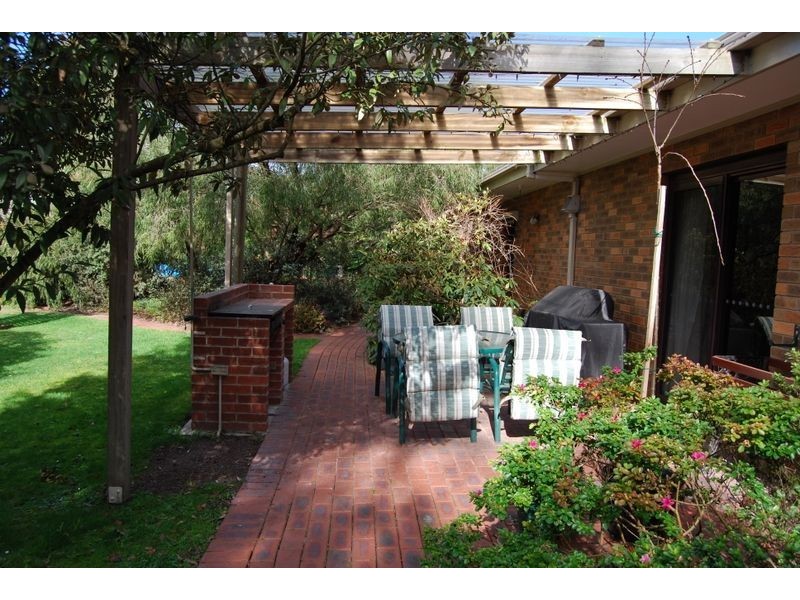 235 McCraws Road, Inverloch VIC 3996