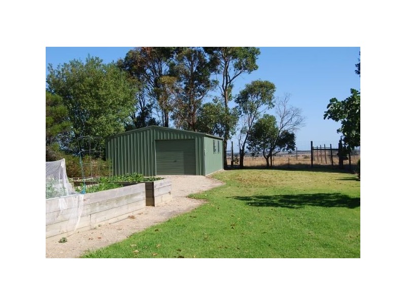 390 Stuchberrys Road, Inverloch VIC 3996