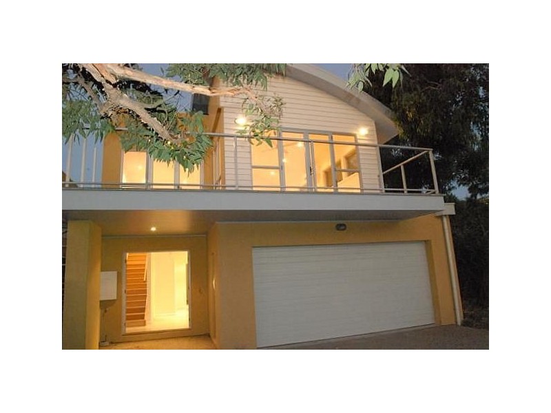 2 / 29-31 High Street, Inverloch VIC 3996