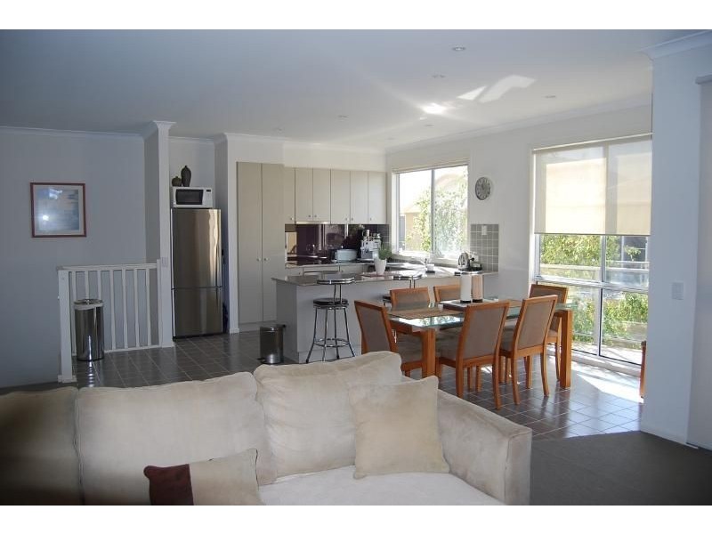 4 / 14-16 Hopetoun Street, Inverloch VIC 3996