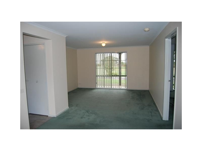 35 Stuchberrys Road, Inverloch VIC 3996