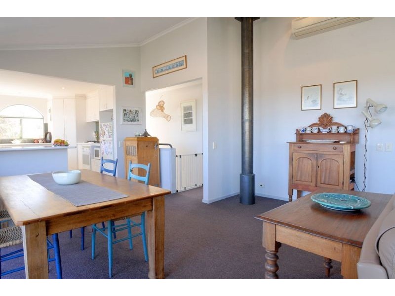 2b Pier Road, Inverloch VIC 3996