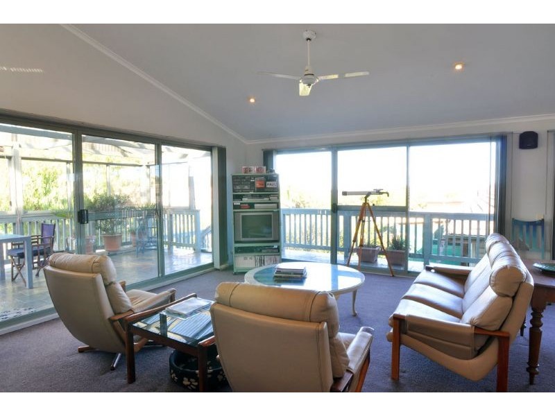 2b Pier Road, Inverloch VIC 3996