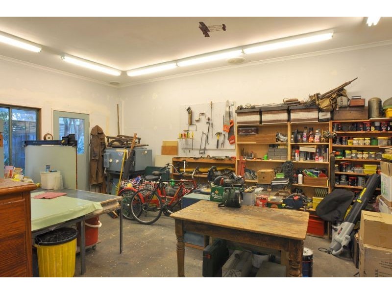 2b Pier Road, Inverloch VIC 3996