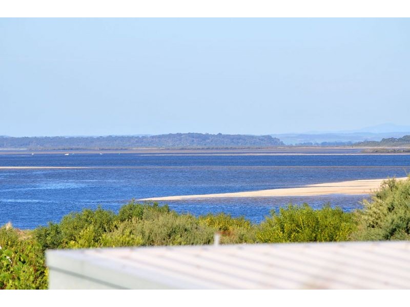 2b Pier Road, Inverloch VIC 3996