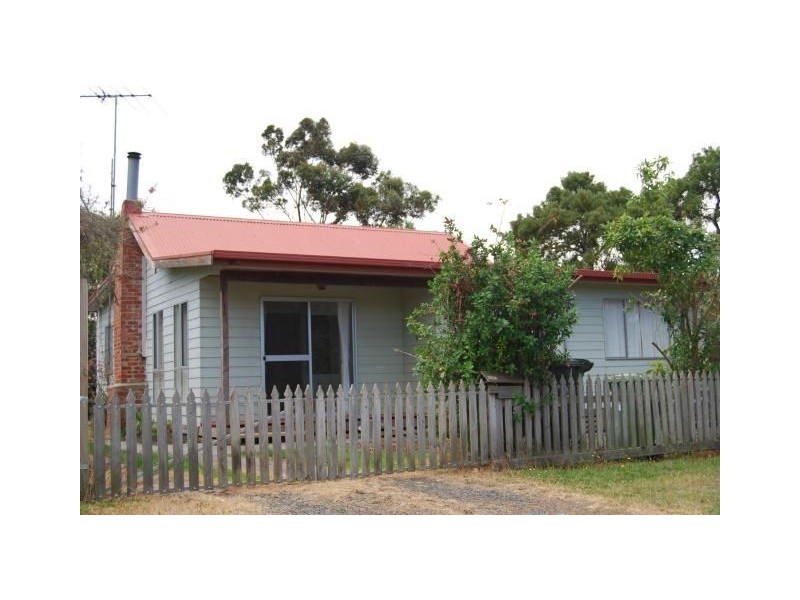 1/44 Toorak Rd, Inverloch VIC 3996