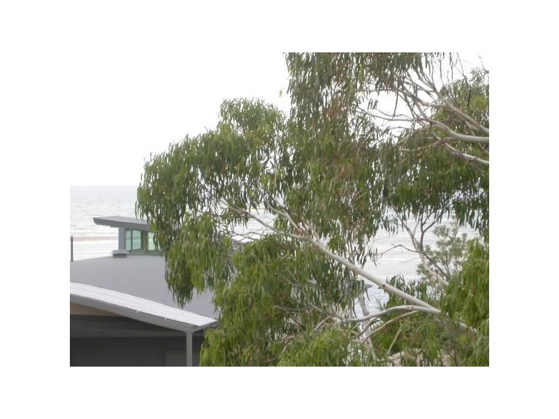 8 Holt Court, Inverloch VIC 3996