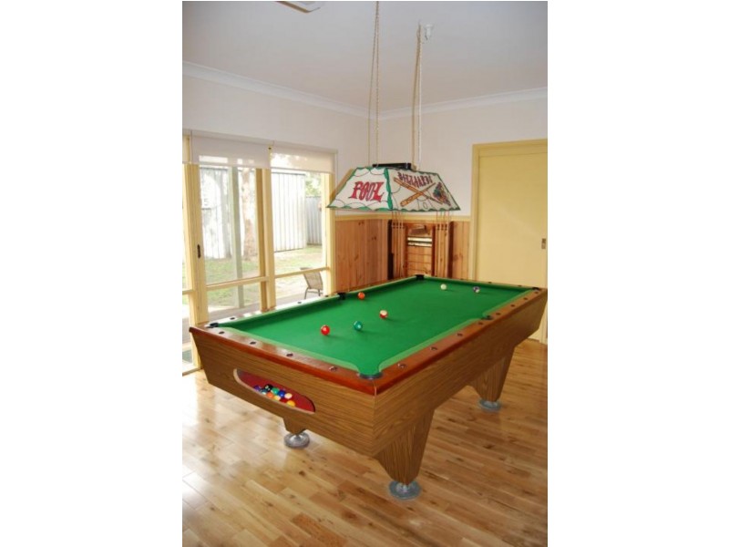 2 Wallace Avenue, Inverloch VIC 3996