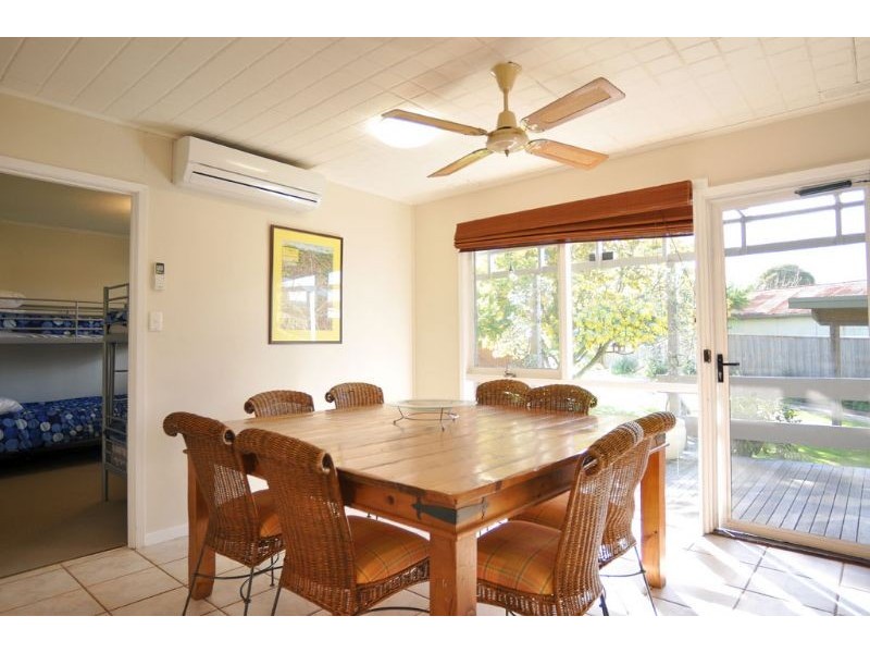 1 The Crescent, Inverloch VIC 3996