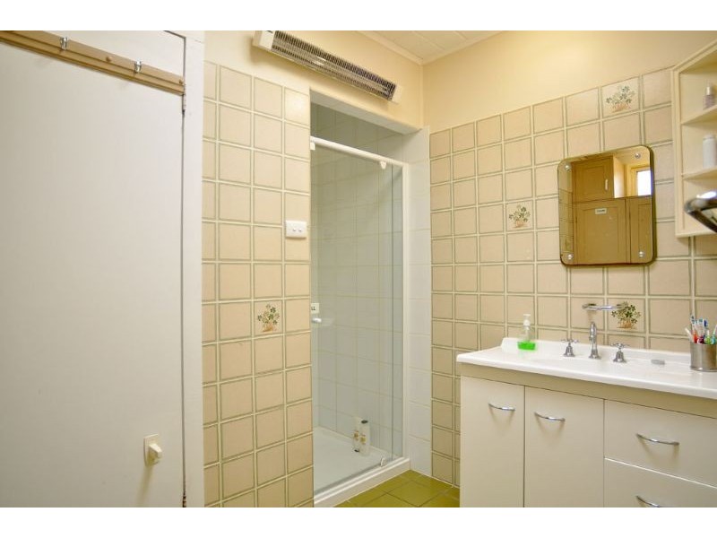 1 The Crescent, Inverloch VIC 3996