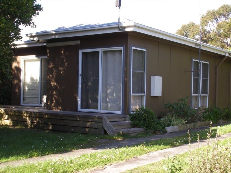 6 Russell St, Inverloch VIC 3996