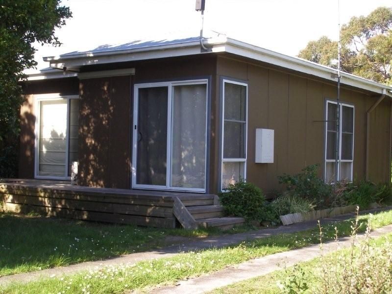 6 Russell St, Inverloch VIC 3996