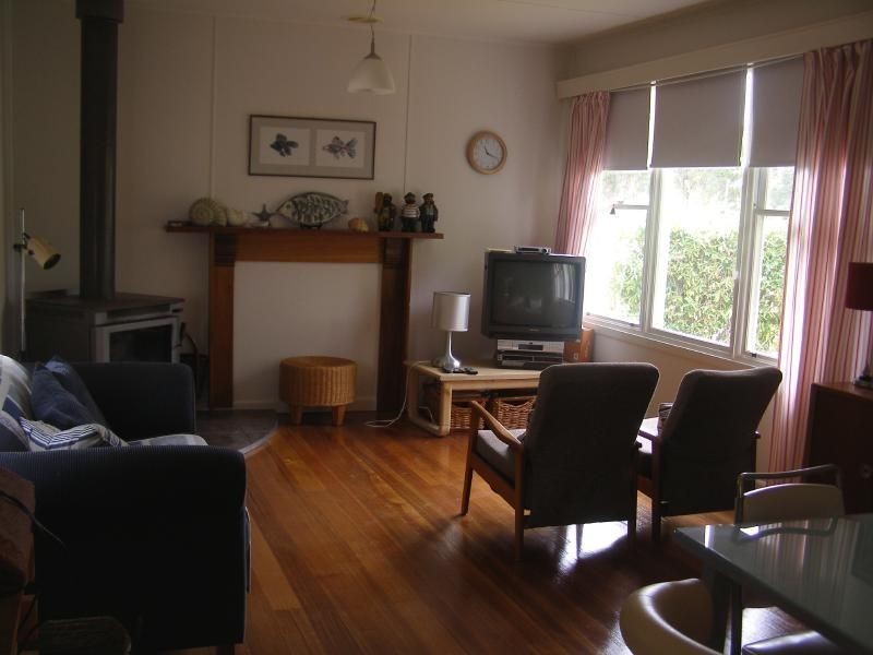 17 Pier Rd, Inverloch VIC 3996