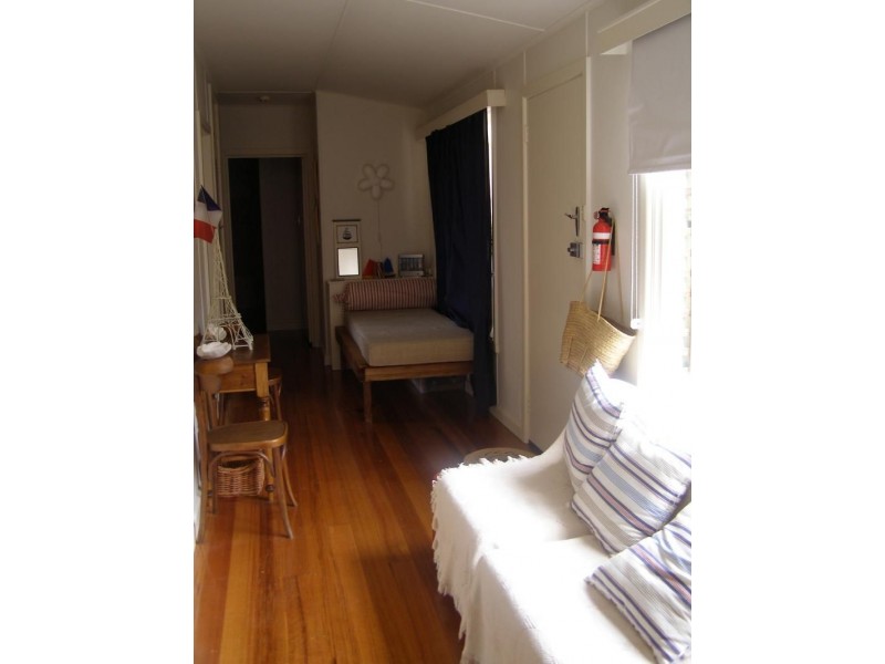 17 Pier Rd, Inverloch VIC 3996