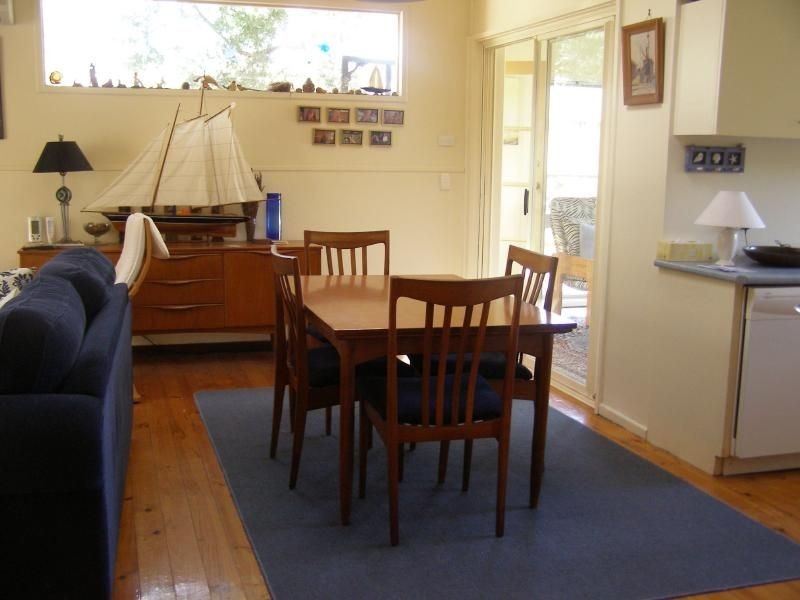 74 Lohr Ave, Inverloch VIC 3996