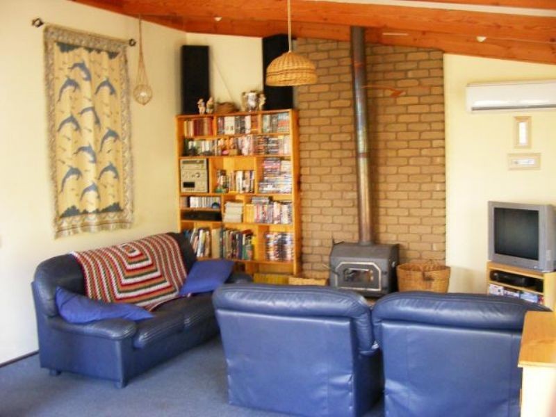 96 Surf Parade, Inverloch VIC 3996