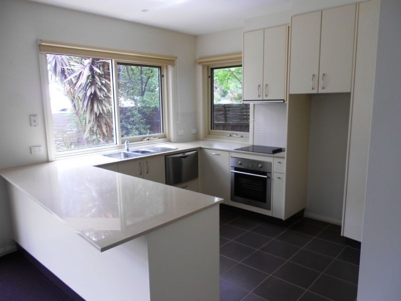 27A Dixon St, Inverloch VIC 3996
