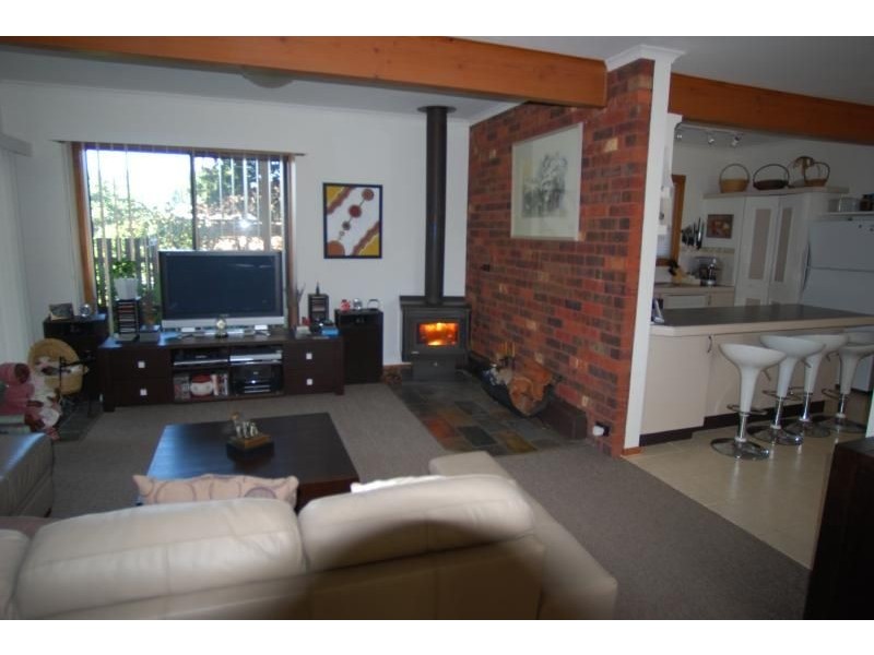 40 Gordon Street, Inverloch VIC 3996