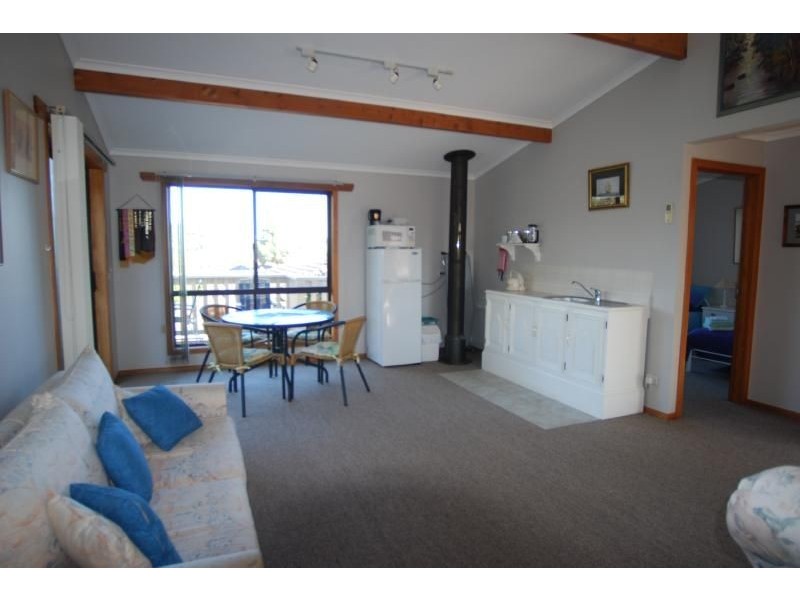 40 Gordon Street, Inverloch VIC 3996