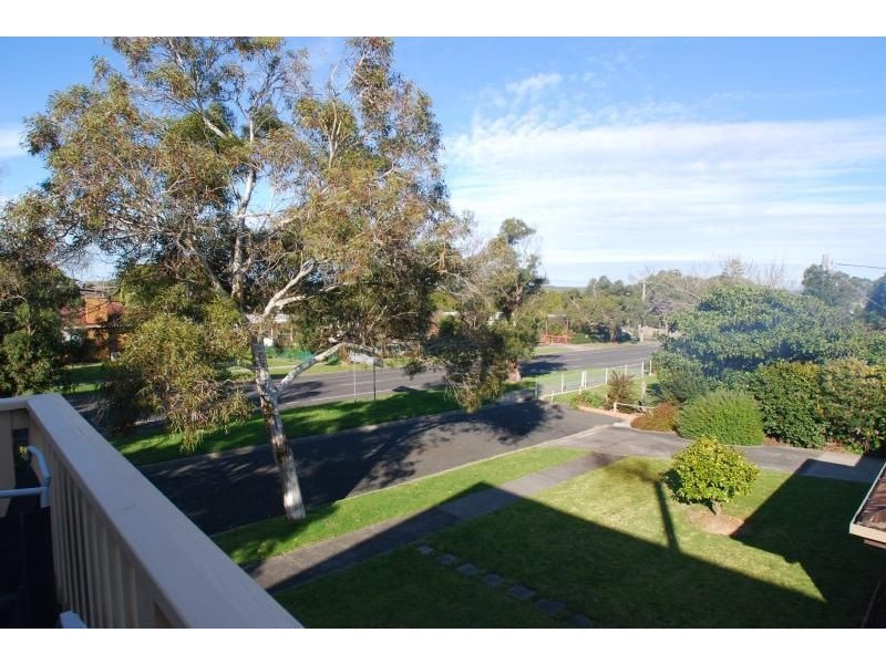 40 Gordon Street, Inverloch VIC 3996