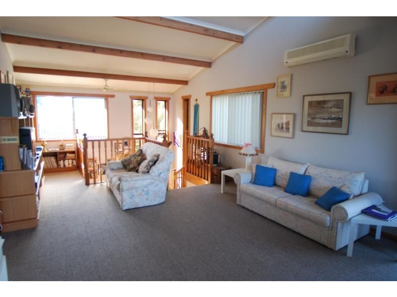 40 Gordon Street, Inverloch VIC 3996