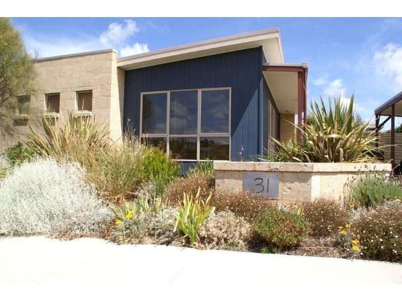 31 Regatta Place, Inverloch VIC 3996