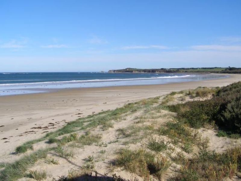 202 Surf Parade, Inverloch VIC 3996