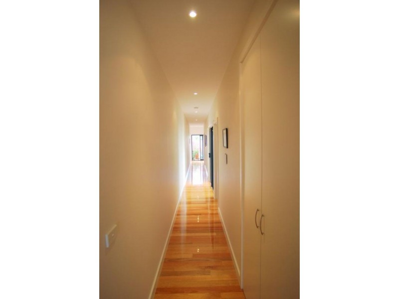 1/22 Beaton Place, Inverloch VIC 3996