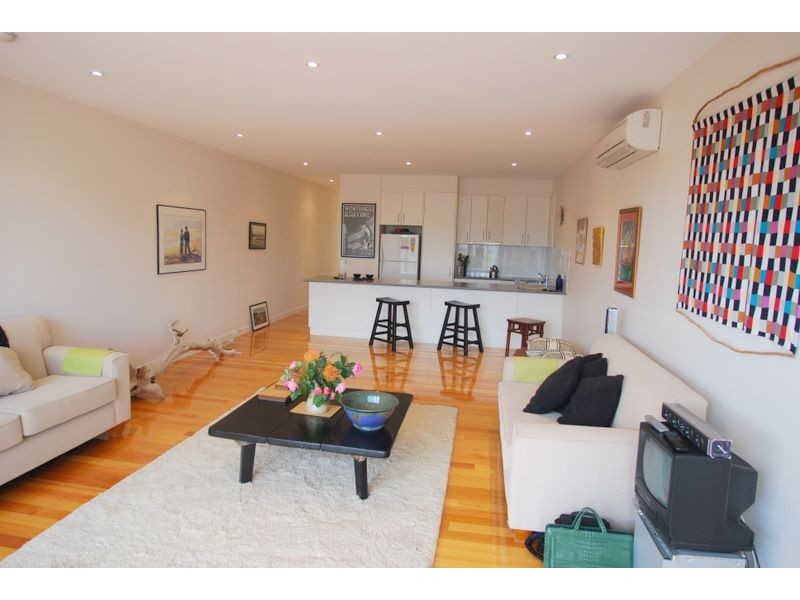 2/22 Beaton Place, Inverloch VIC 3996