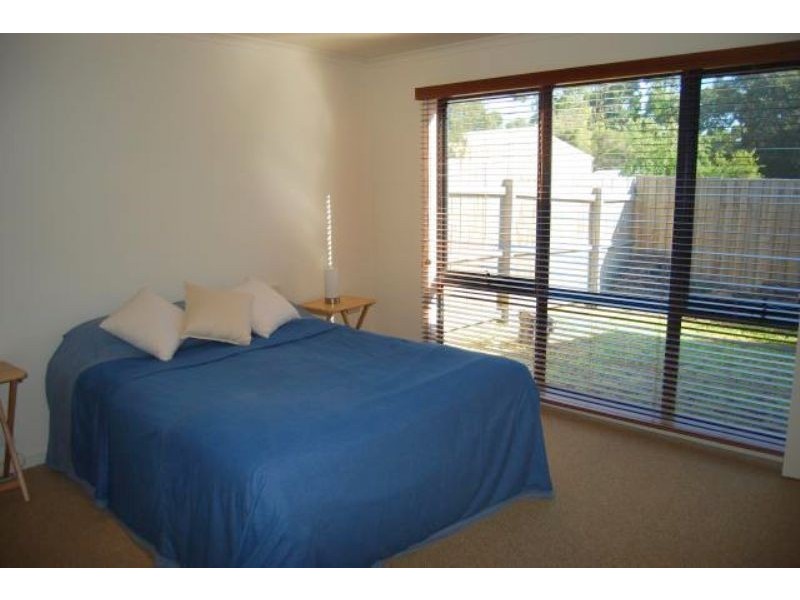 2/39 Pymble Ave, Inverloch VIC 3996