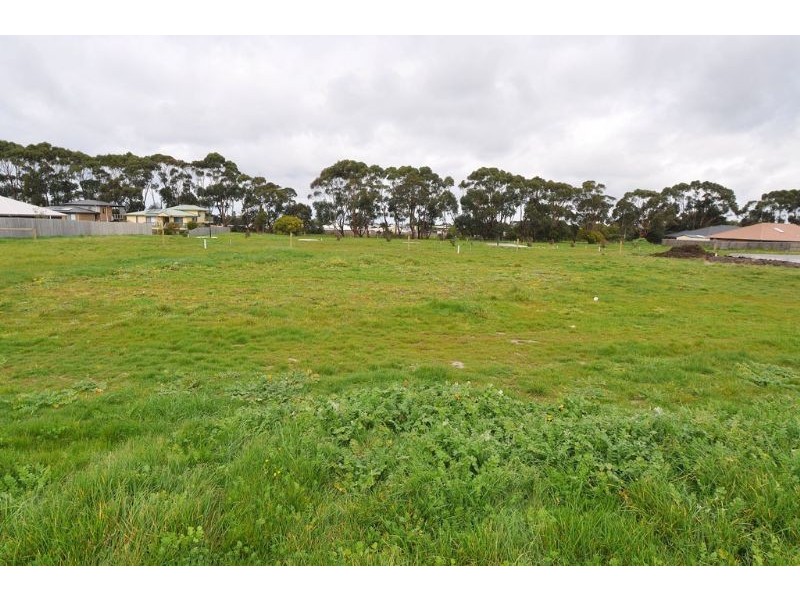 Lot 616 Ullathorne Park, Inverloch VIC 3996